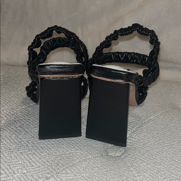 Black thick heel wedges - Picture 3 of 6